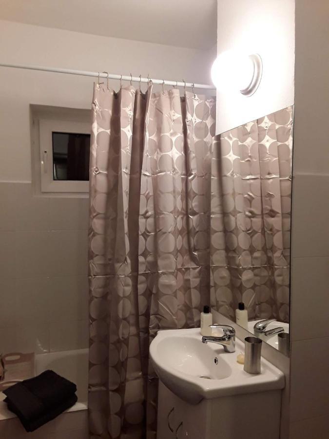 Cocooning In A Lovely Mountain Suite - One アズガ エクステリア 写真
