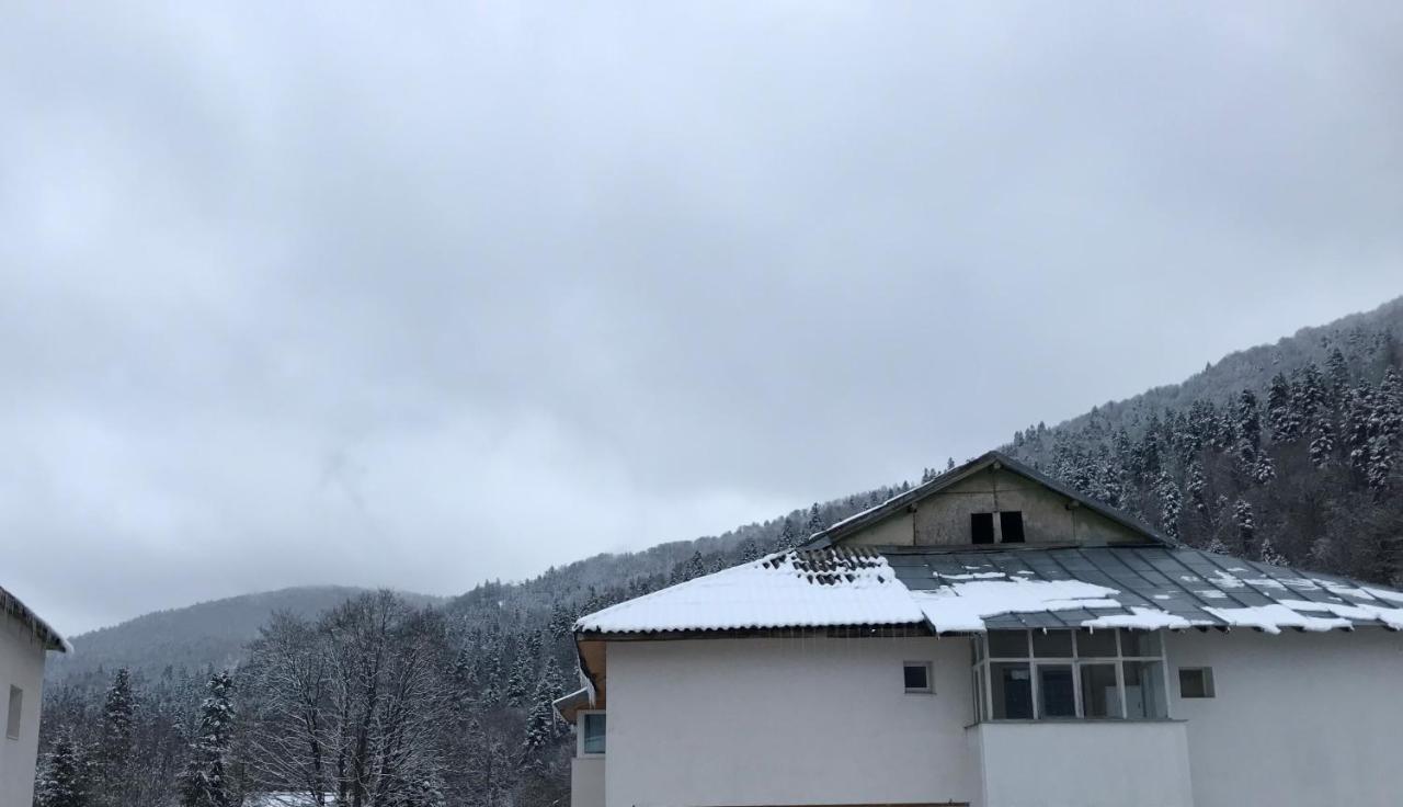 Cocooning In A Lovely Mountain Suite - One アズガ エクステリア 写真